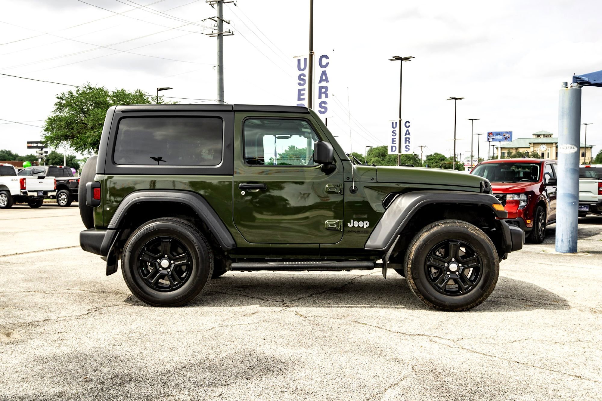 Certified Used 2021 Sarge Green Clearcoat Jeep Sport S image 4