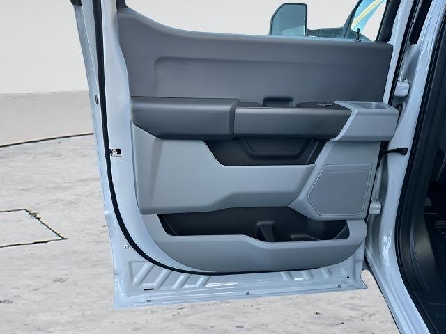 2026 Ford F-350 Super Duty XL - Photo 31