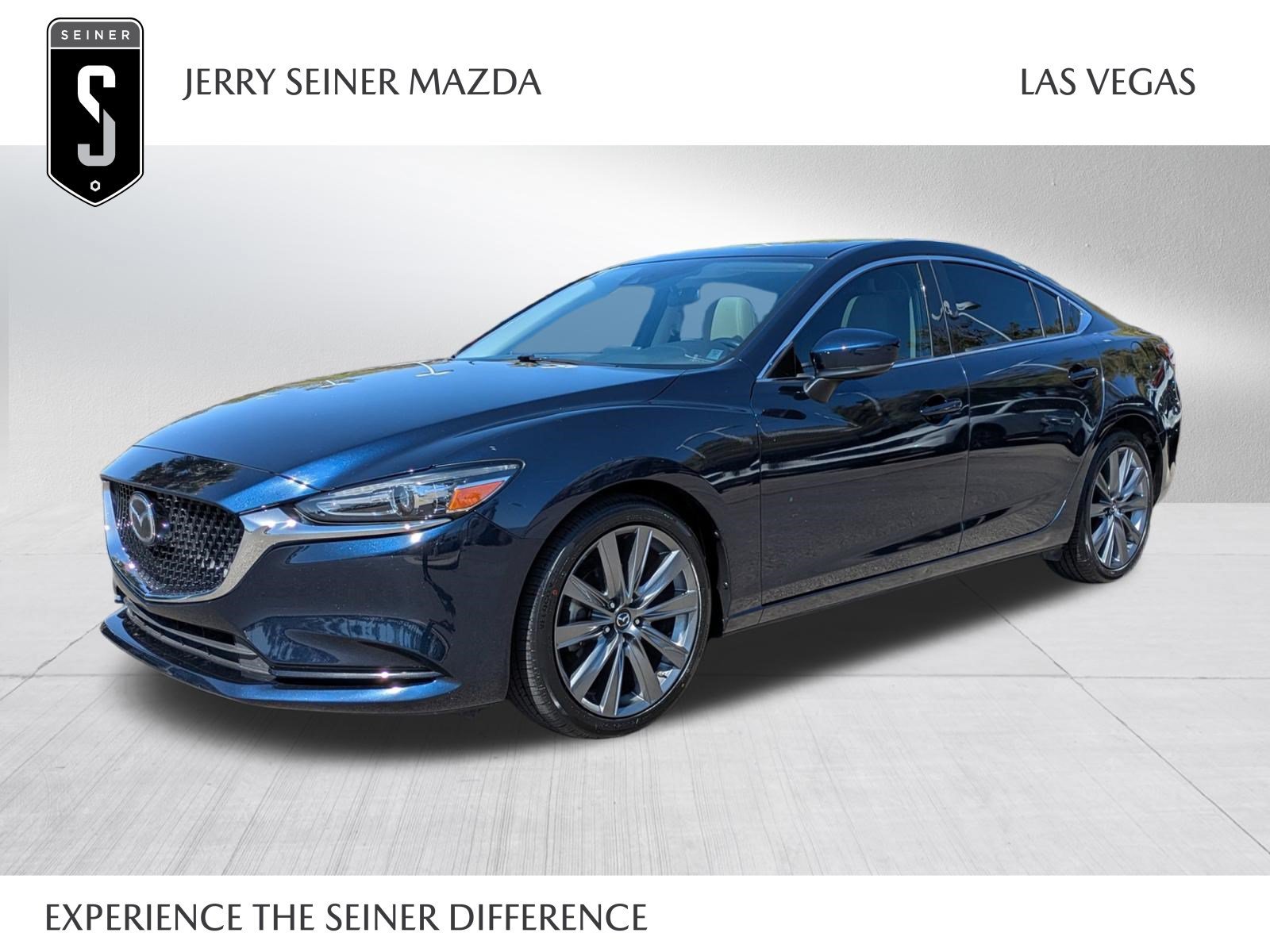 2018 Mazda EZ-6 Touring Auto's photo