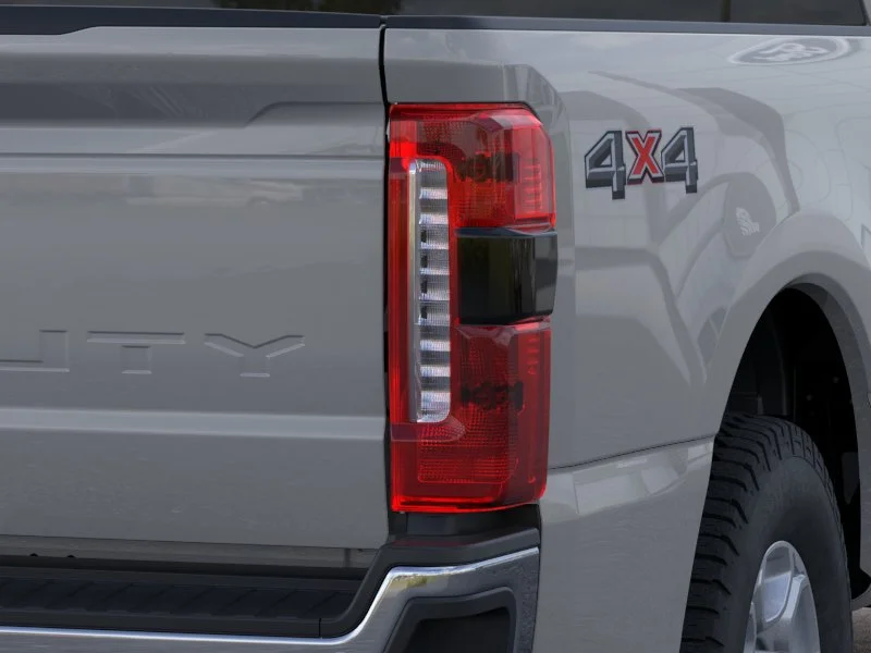 New 2026 Avalanche Ford F-350® XLT image 21