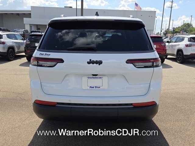 New 2026 Bright White Clearcoat Jeep Altitude image 13