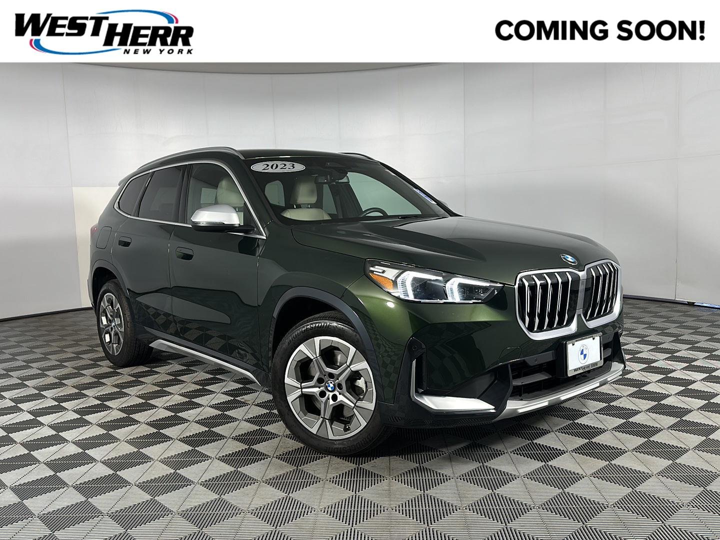 Used 2023 San Remo Green Metallic BMW xDrive28i image 1