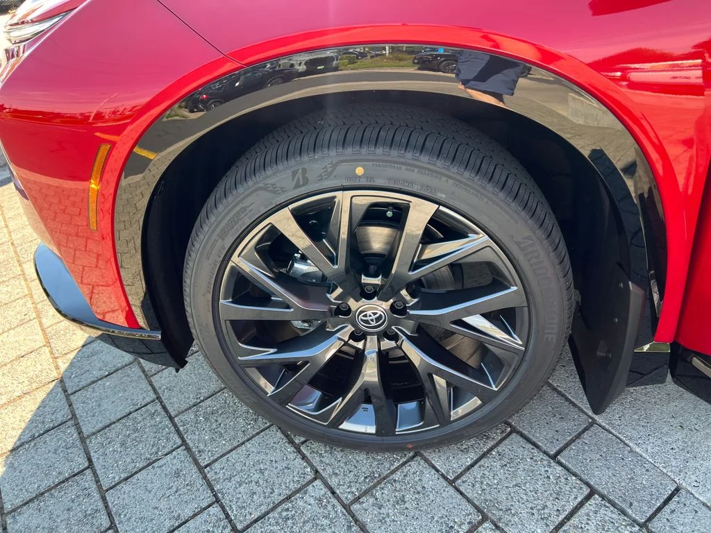 New 2026 Finish Line Red with Black roof Toyota Limited image 18