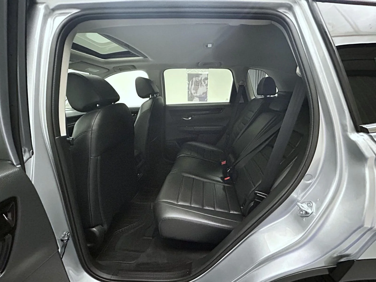 Used 2024 Silver Honda EX-L image 19