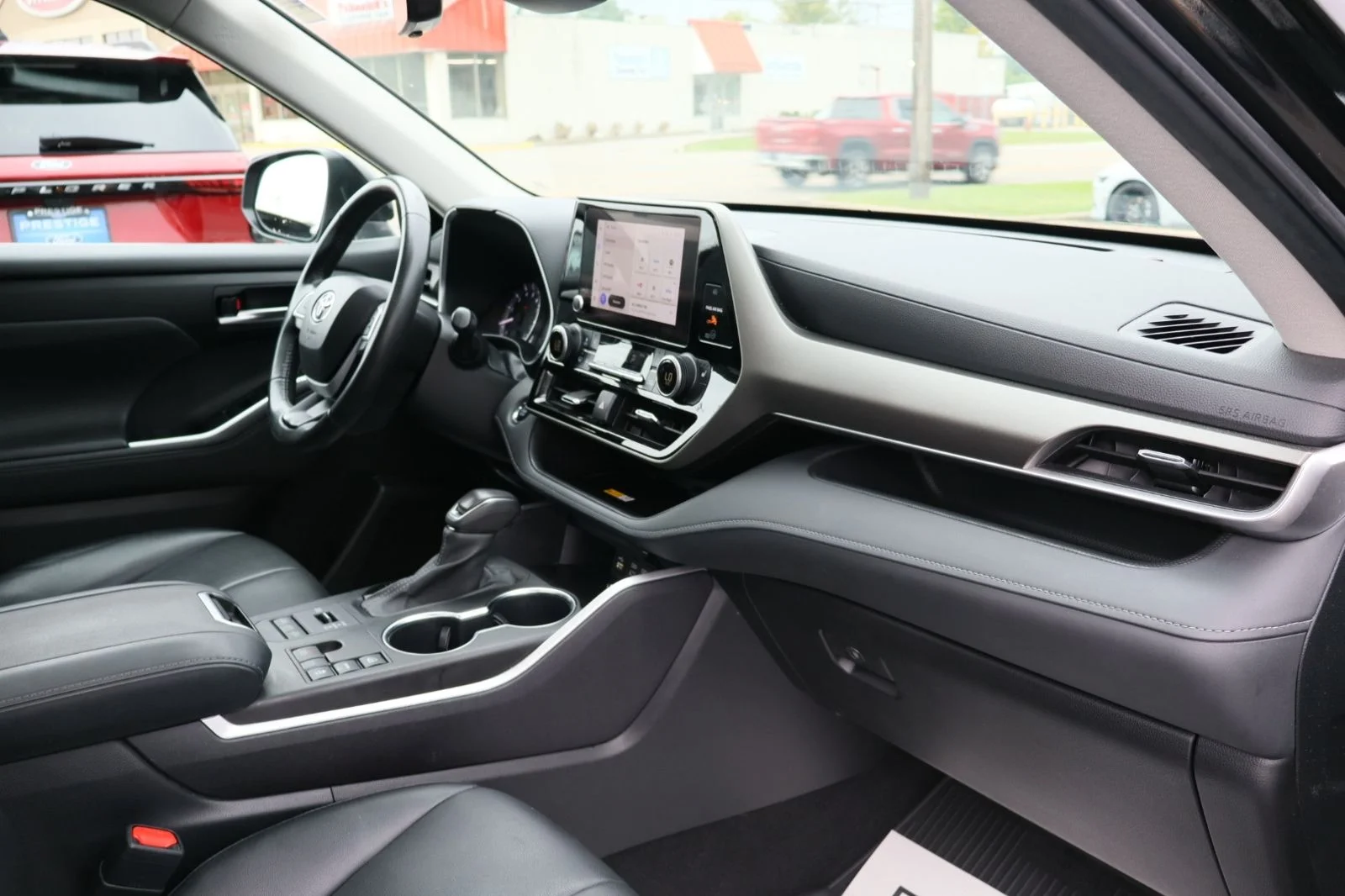 Used 2023 Midnight Black Metallic Toyota XLE image 46