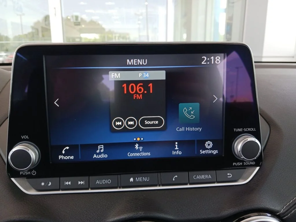 Used 2024 White Nissan SV image 20