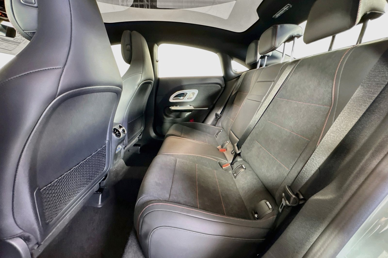 New 2027 Liquid Crystal Green Mercedes-Benz CLA 220 Hybrid image 21