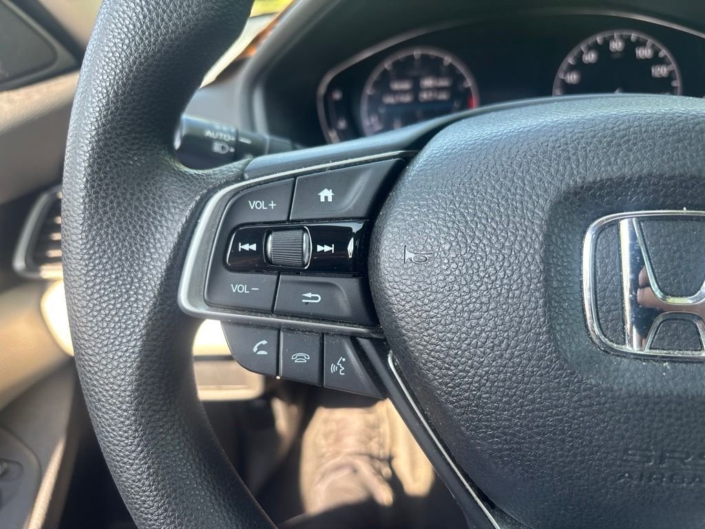 Used 2018 Radiant Red Metallic Honda EX image 10
