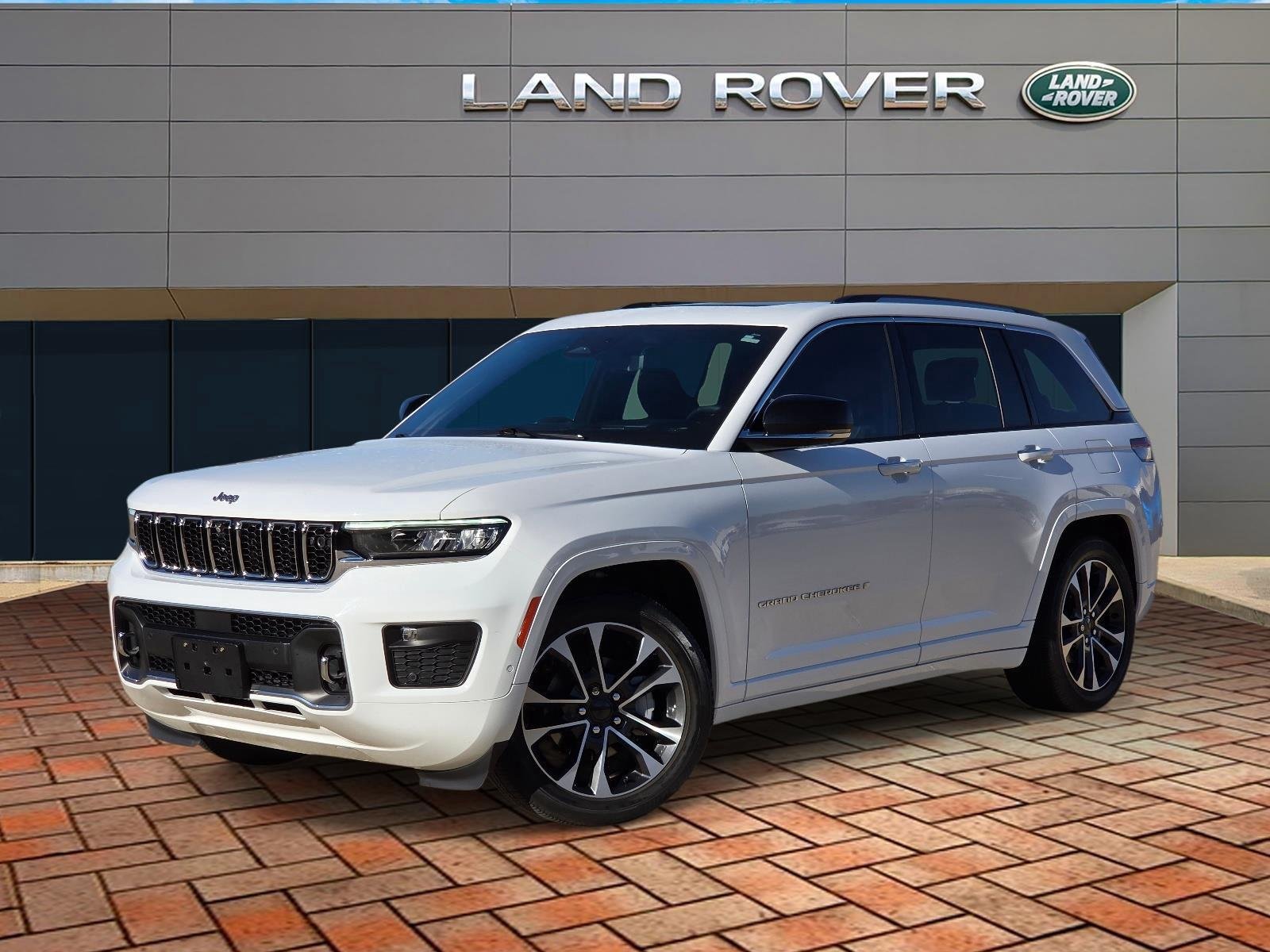 Used 2023 Bright White Clearcoat Jeep Overland image 1