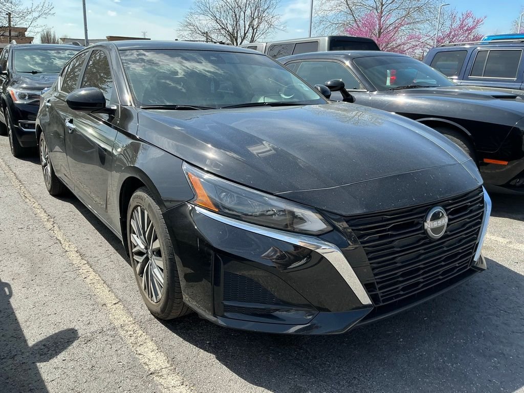 2023 Nissan Altima SV