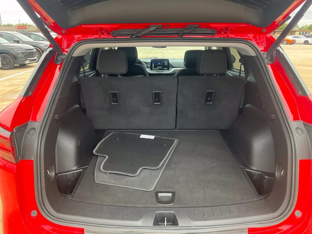 Used 2023 Red Chevrolet LT image 30
