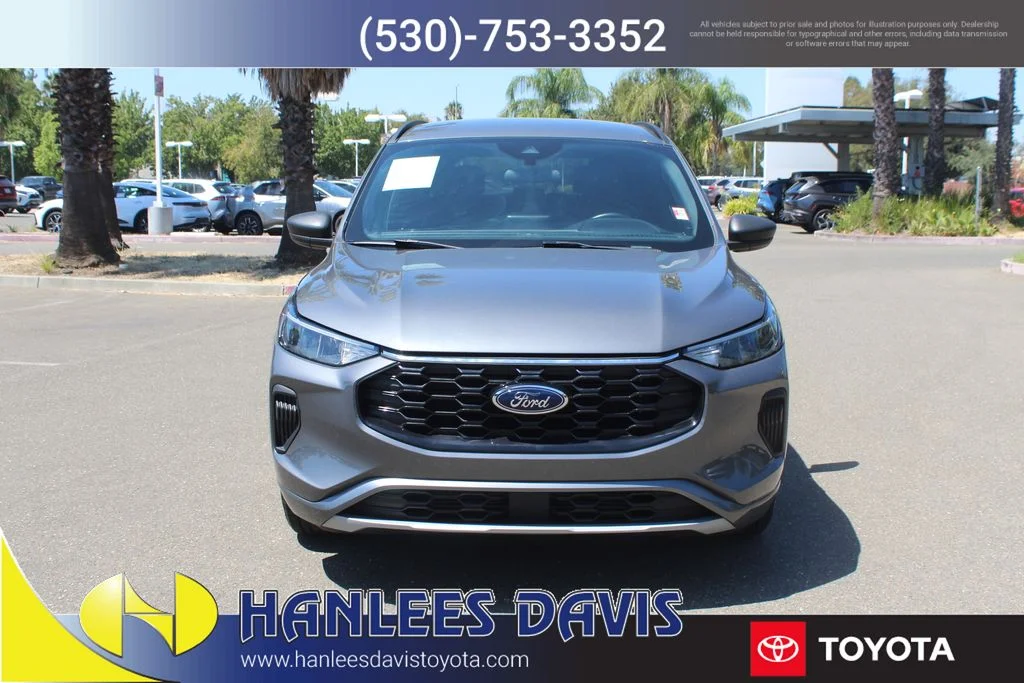 Used 2024 Gray Ford ST-Line image 4