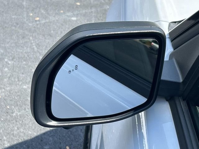 Used 2025 White Ford Badlands image 15