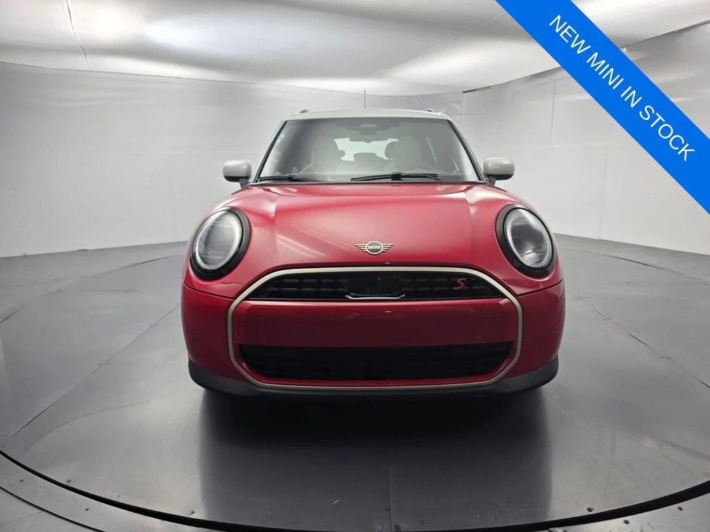 New 2026 Red MINI Signature Plus image 2