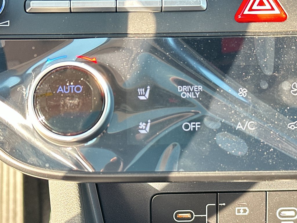 2025 Hyundai Sonata Hybrid Limited - Photo 23