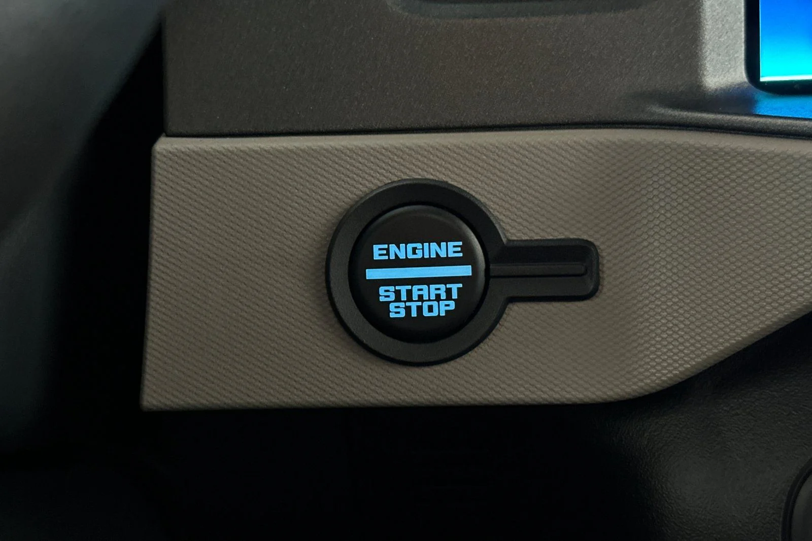Certified Used 2024 Gray Ford Wildtrak image 22