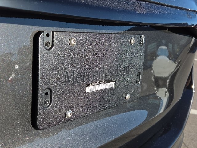 New 2027 Graphite Grey Metallic Mercedes-Benz GLC300 image 31