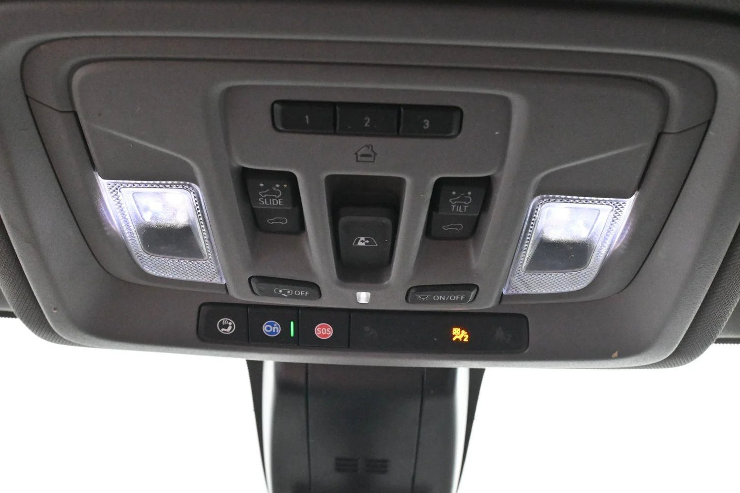 Used 2022 Hunter Metallic GMC Denali image 28