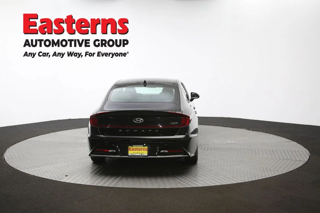 Used 2020 Black Hyundai Limited image 37
