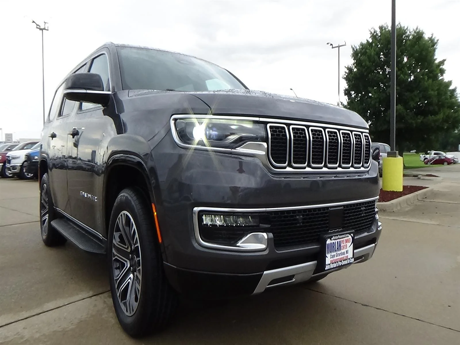 Certified Used 2025 Baltic Gray Metallic Clear Coat (pas) Jeep Series II image 3