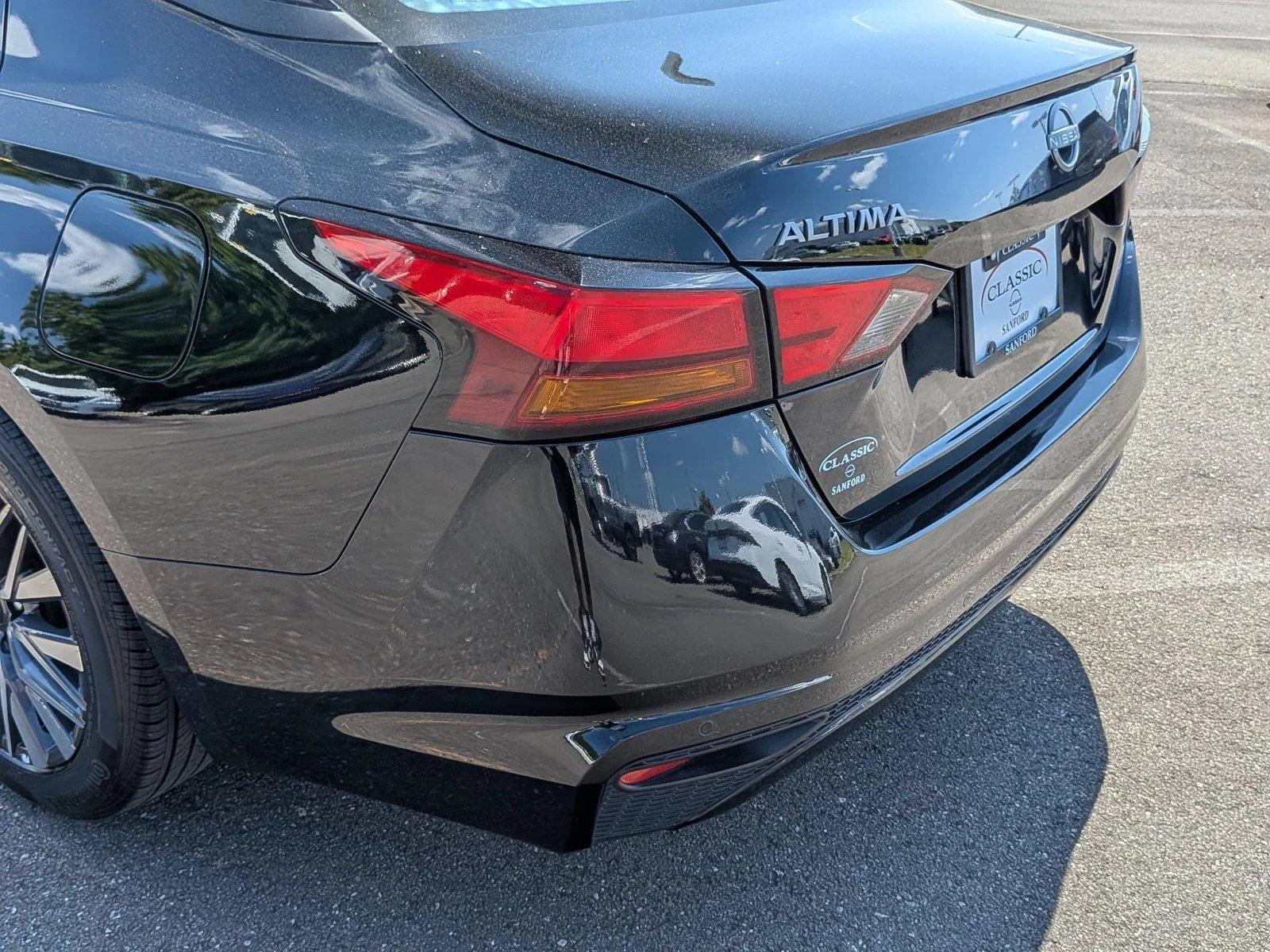 Certified Used 2025 Super Black Nissan SV image 12