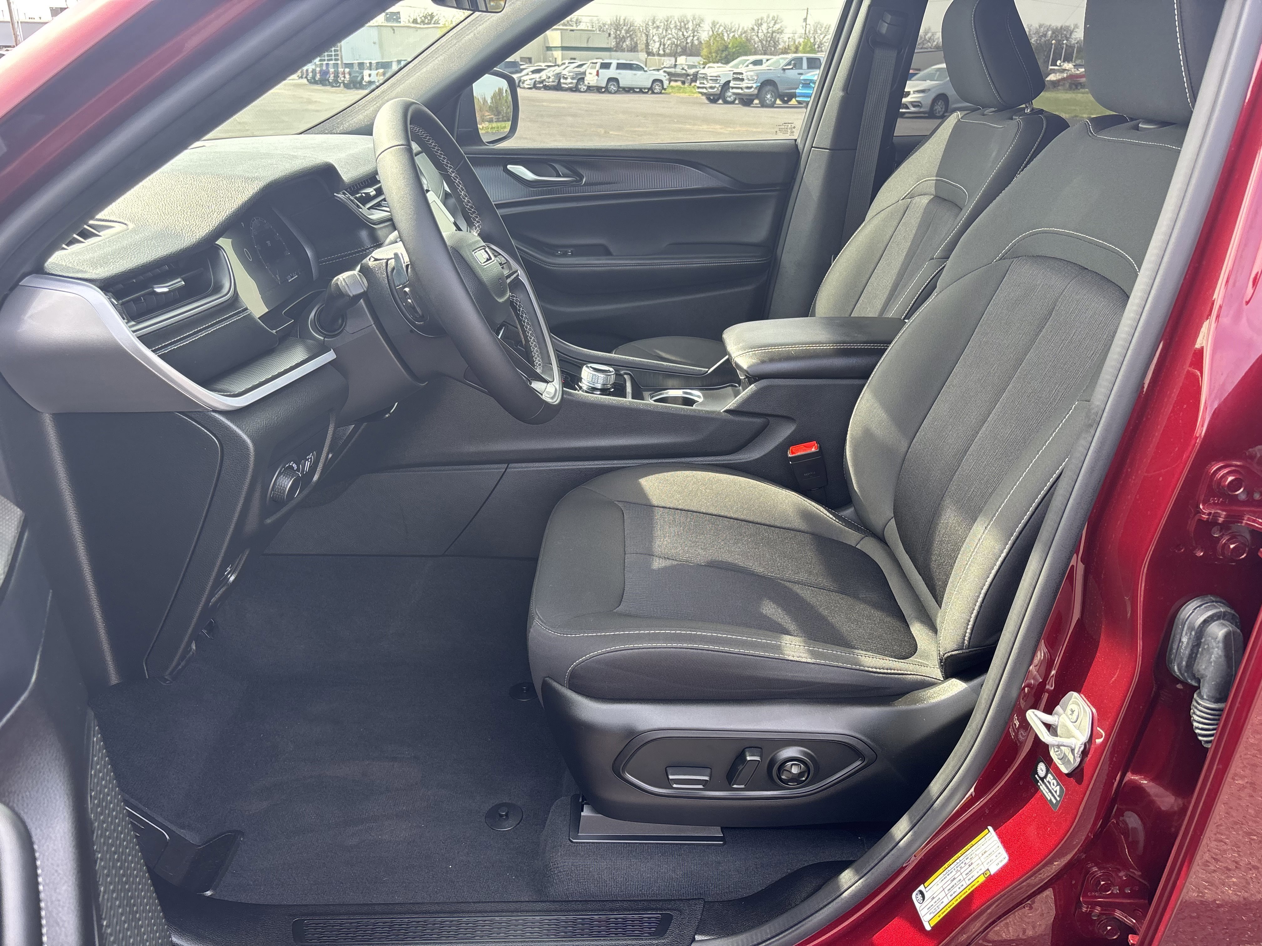 Used 2025 Velvet Red Pearlcoat Jeep Laredo X image 8