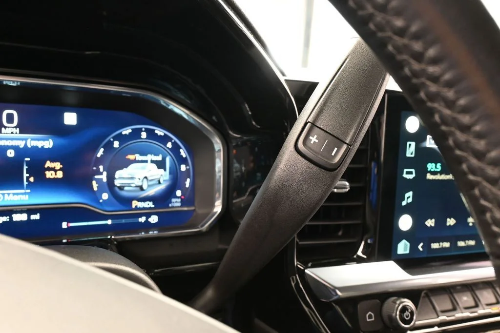 Used 2022 Summit White Chevrolet LT image 26