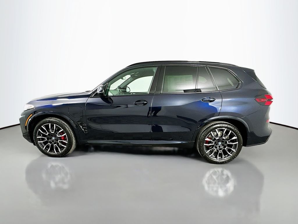 New 2026 Carbon Black Metallic BMW xDrive50e image 8