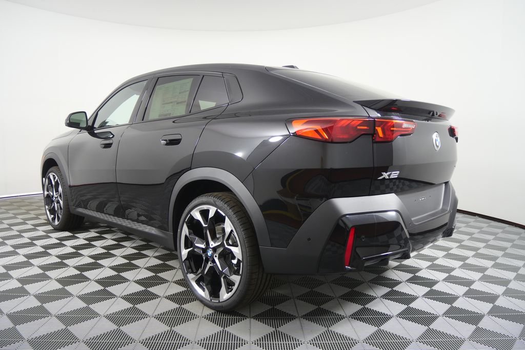 New 2026 Black Sapphire Metallic BMW xDrive28i image 5