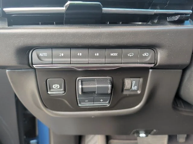Used 2025 Blue Cadillac Sport Platinum image 13