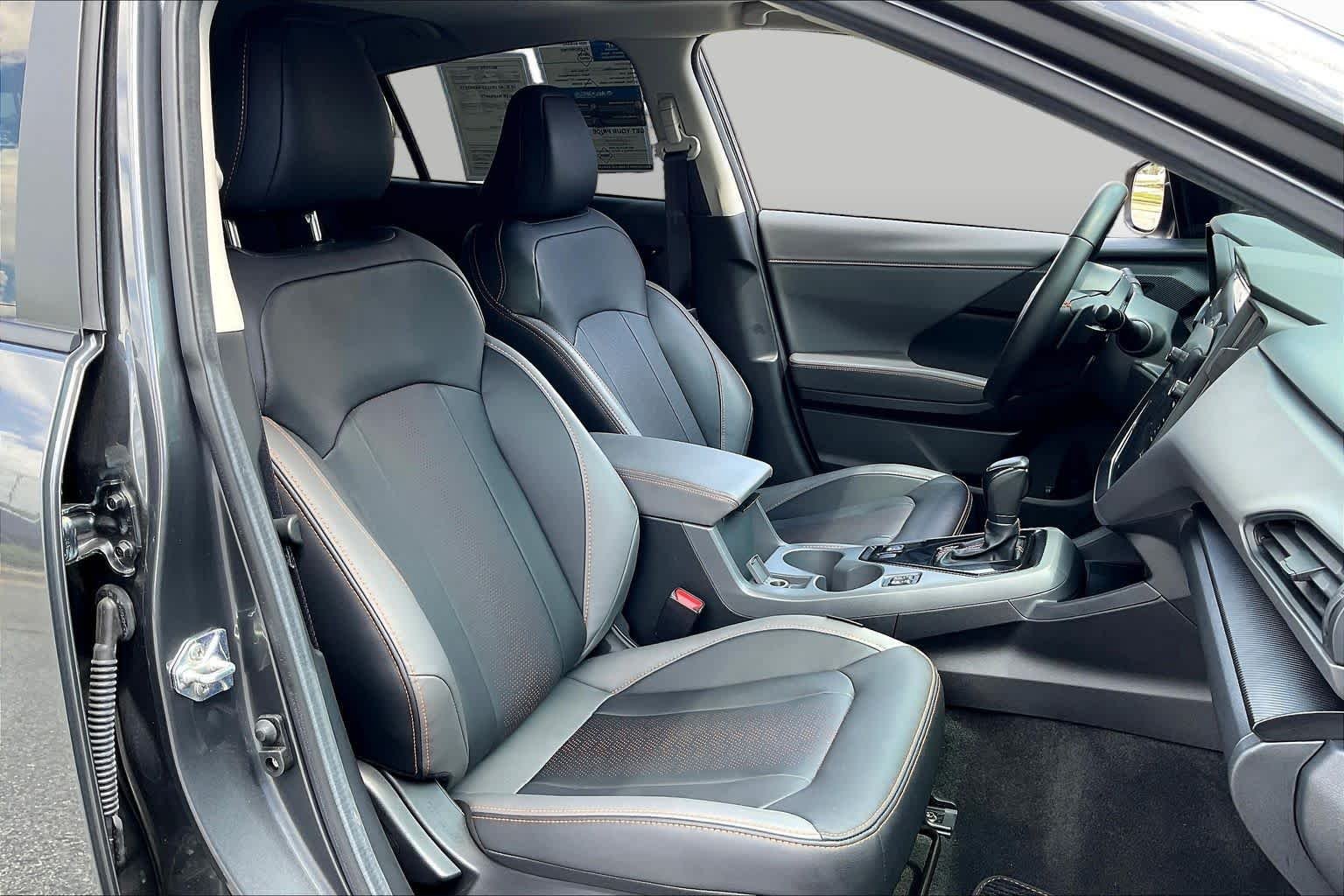Used 2025 Magnetite Gray Metallic Subaru Limited image 9
