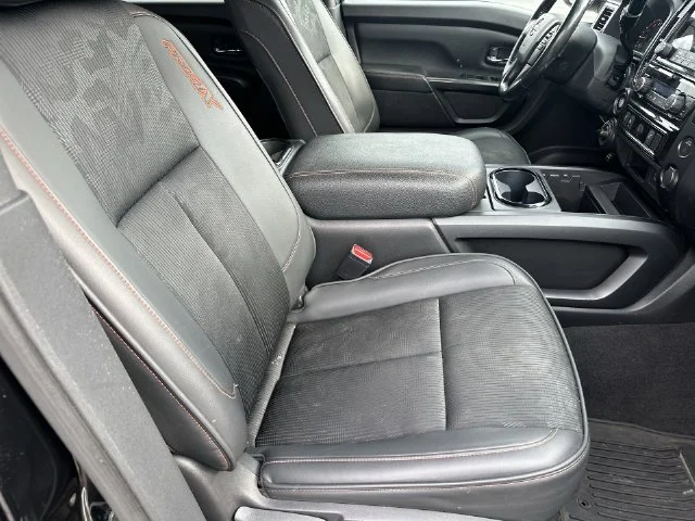 Used 2021 Black Nissan PRO-4X image 33
