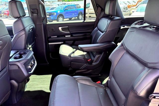 New 2025 Space Silver Metallic Ford Platinum image 20