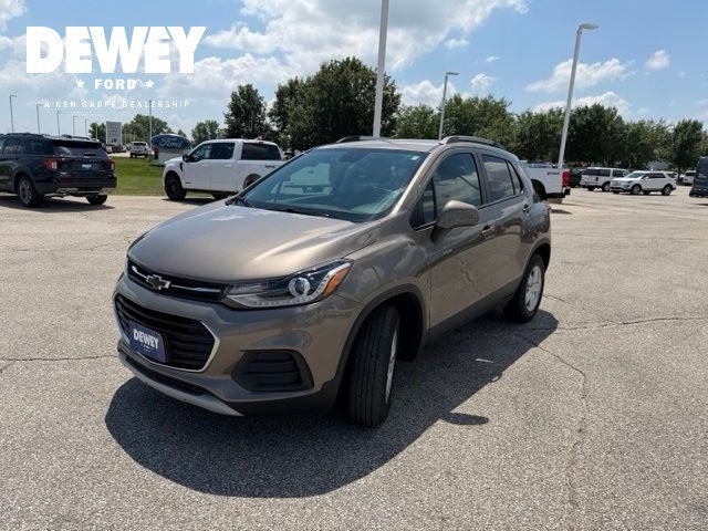 Used 2022 Stone Gray Metallic Chevrolet LT image 3