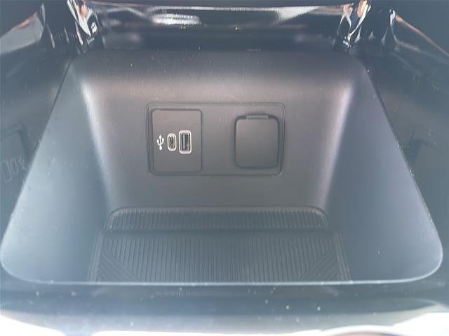 New 2026 Space White Metallic Ford Platinum™ image 51