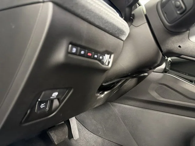New 2026 White Jeep Laredo image 17