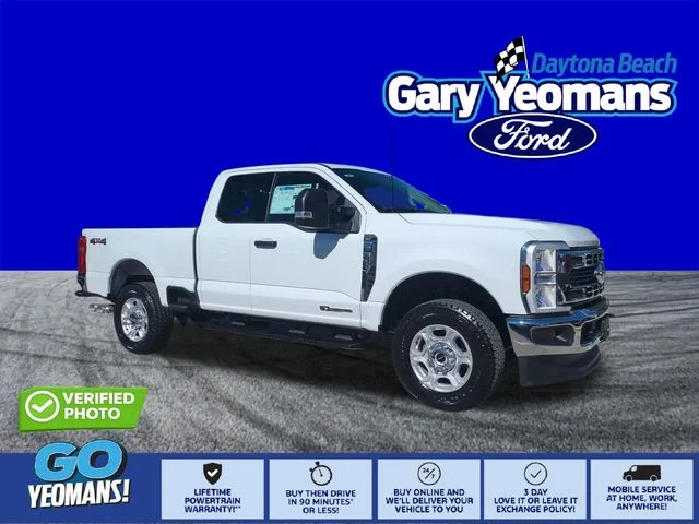 New 2026 Oxford White Ford F-250® XLT image 1