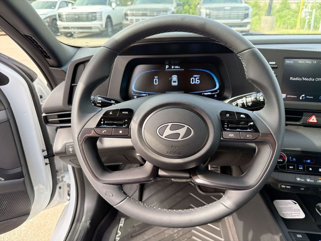 New 2026 White Hyundai SEL Sport image 11