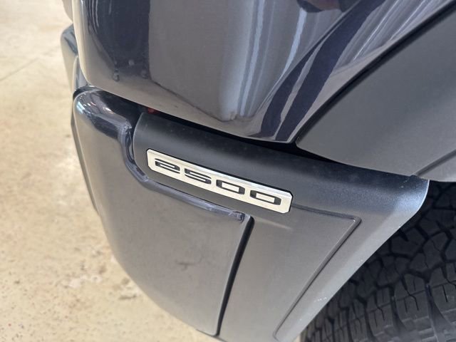 New 2026 Titanium Rush Metallic GMC AT4 image 30
