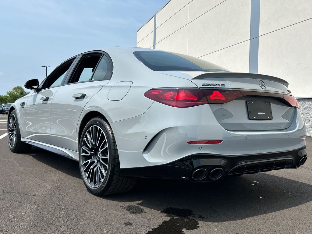 New 2027 MANUFAKTUR Alpine Grey Mercedes-Benz AMG® E 53 E 4MATIC+ Sedan image 5