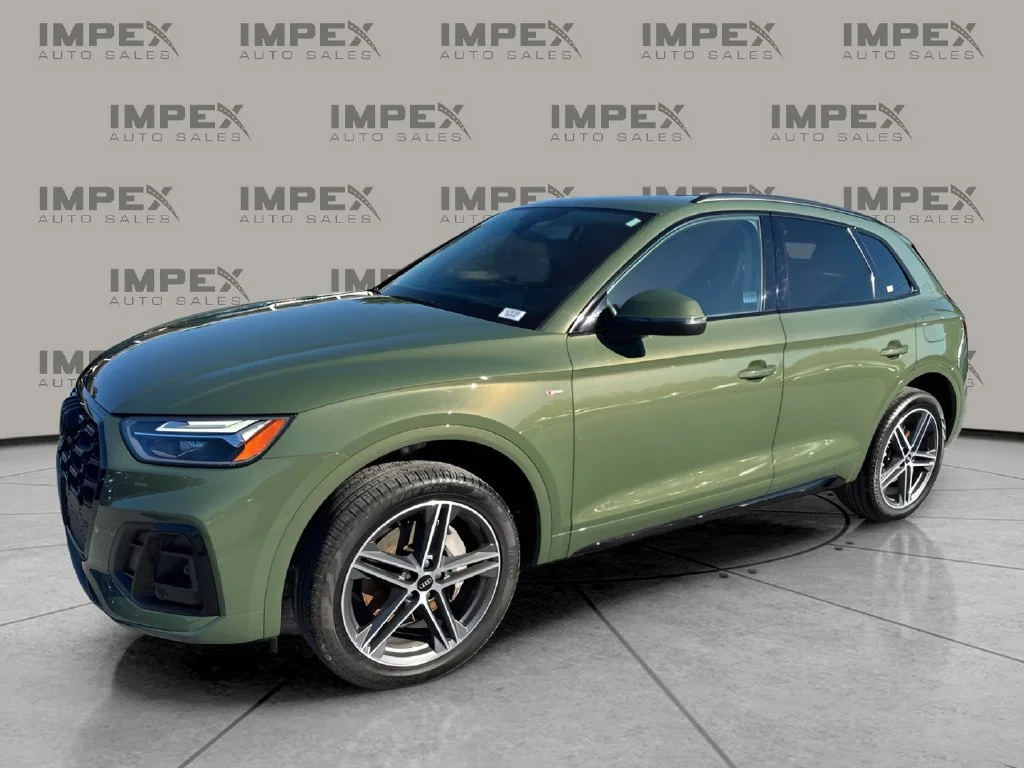 2022 Audi Q5 Premium Plus
