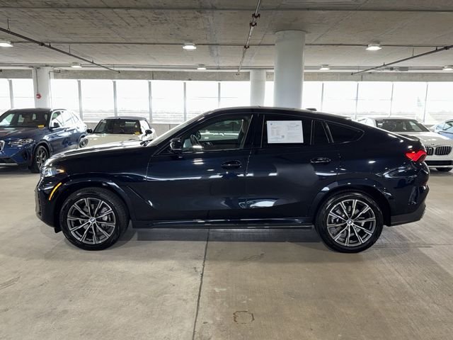 Certified Used 2025 Carbon Black Metallic BMW xDrive40i image 5
