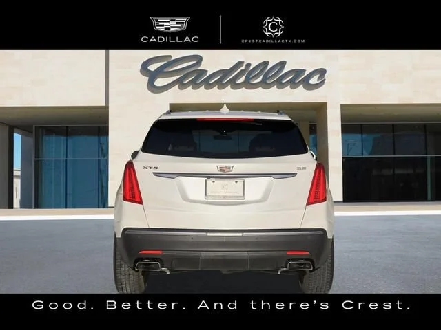 Used 2019 Crystal White Tricoat CADILLAC Luxury FWD image 3