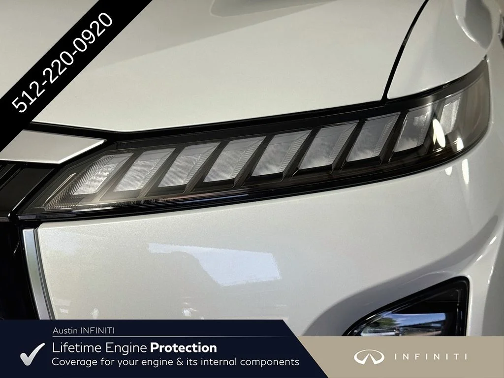 New 2027 White INFINITI LUXE image 42