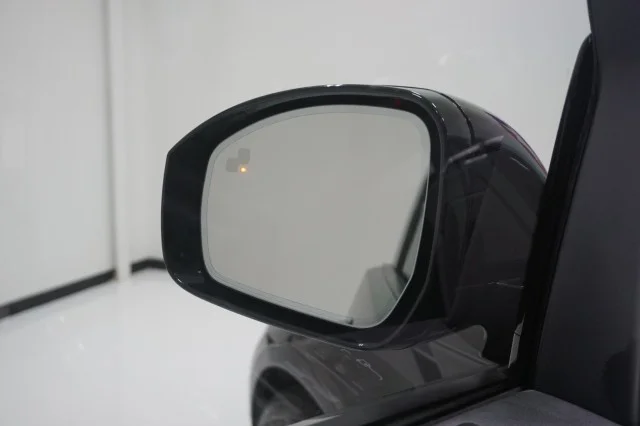 Used 2025 GRAY Land Rover S image 16