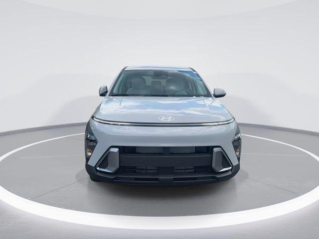 New 2026 Gray Hyundai SE FWD image 3