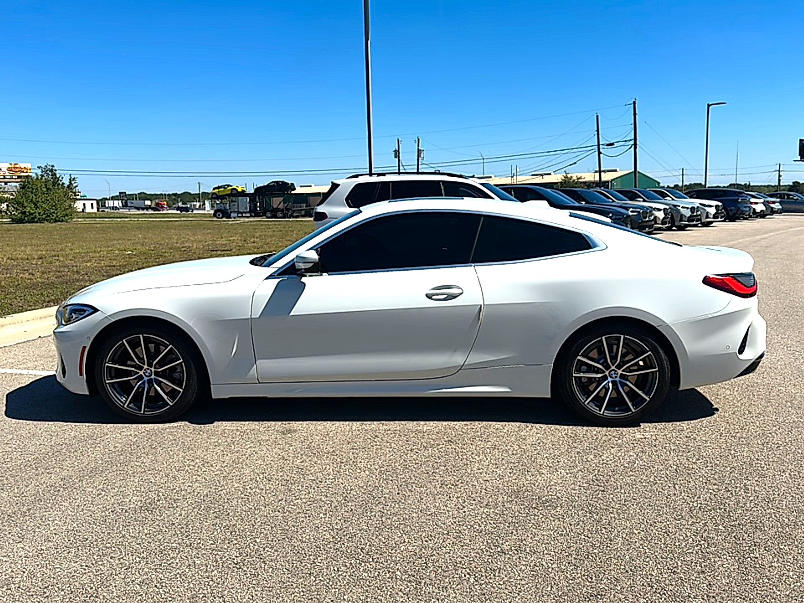 Used 2024 Alpine White BMW  image 5