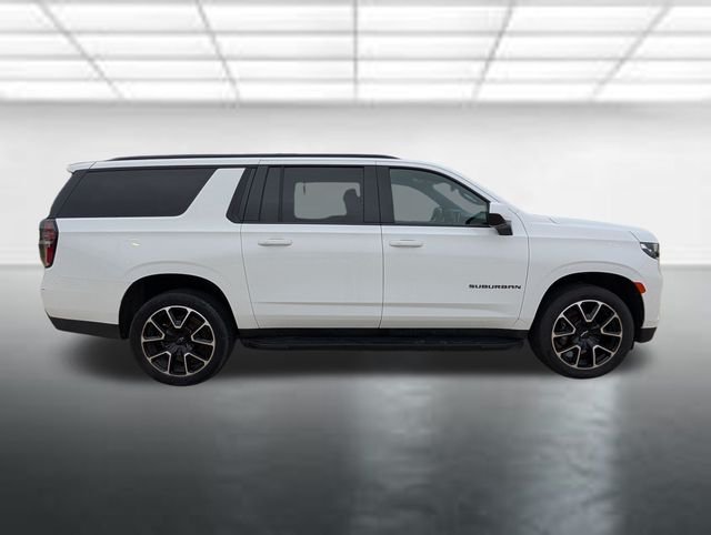 Used 2024 Summit White Chevrolet RST image 32