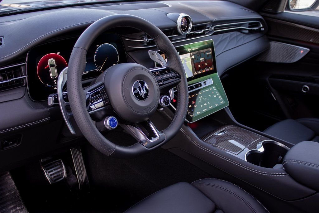 2026 Maserati Grecale Modena V6 - Photo 11