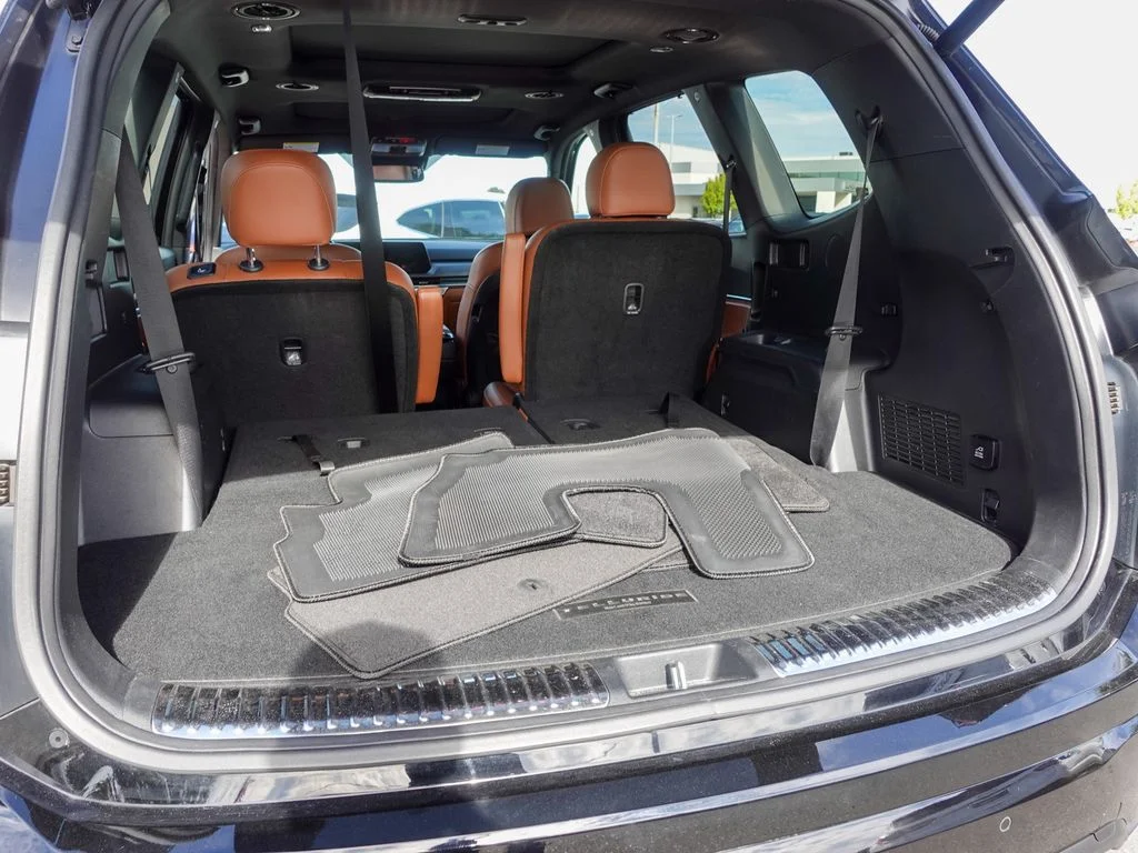 Used 2024 Black Kia SX X-Pro image 28
